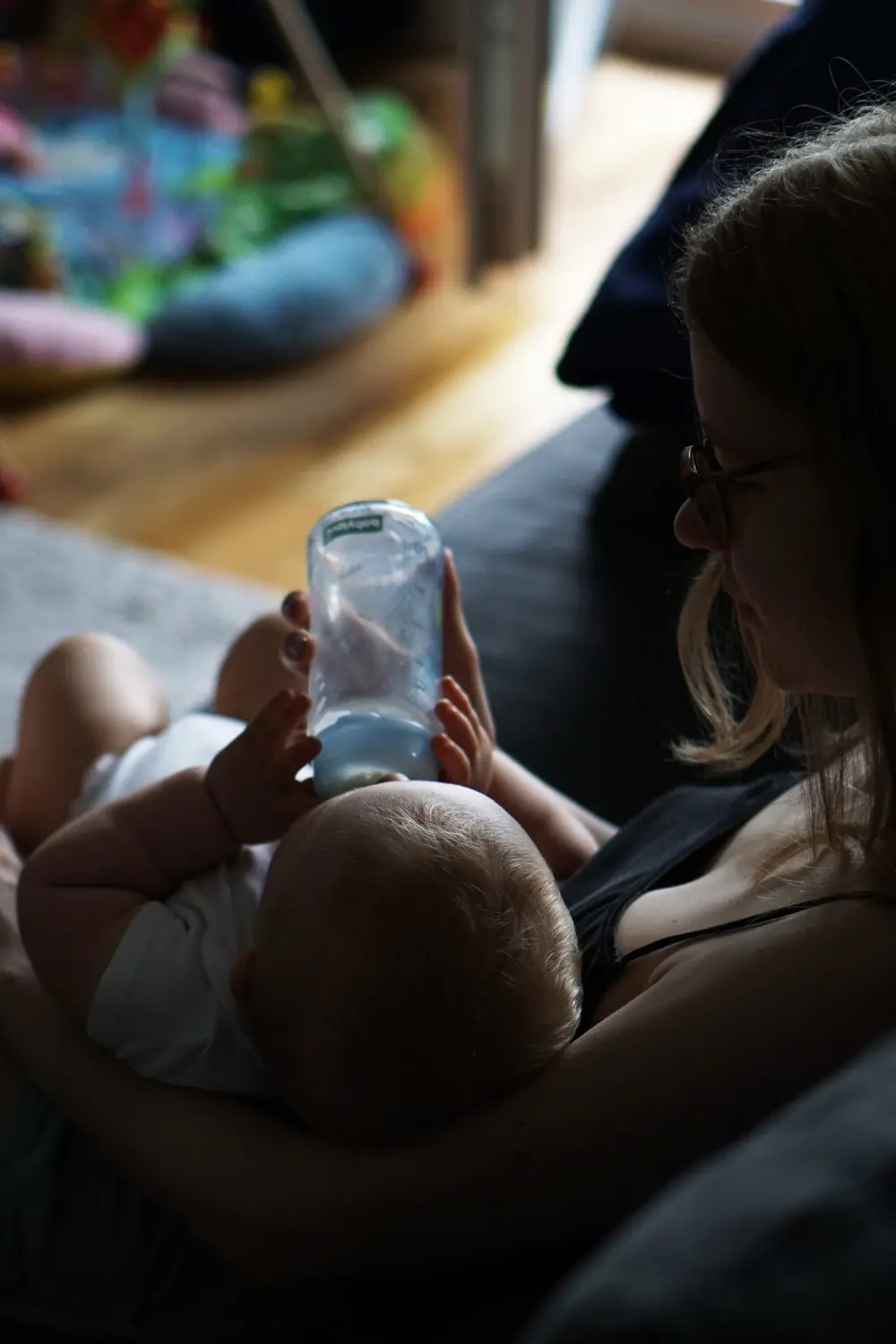 abgestillt Mama Baby Milch Milchflasche Prämilch Folgemilch